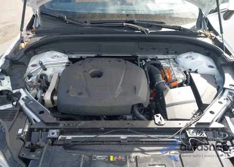 2023 Volvo Xc60 Recharge Plug-In Hybrid T8 Ultimate Bright Theme из США, поврежденный, VIN YV4H60DA1P1376177